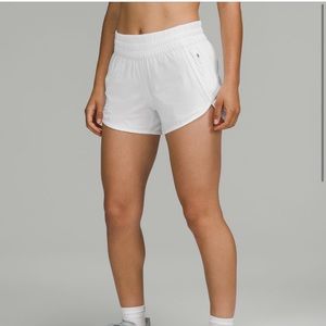Lululemon Tracker Low-Rise lined shorts